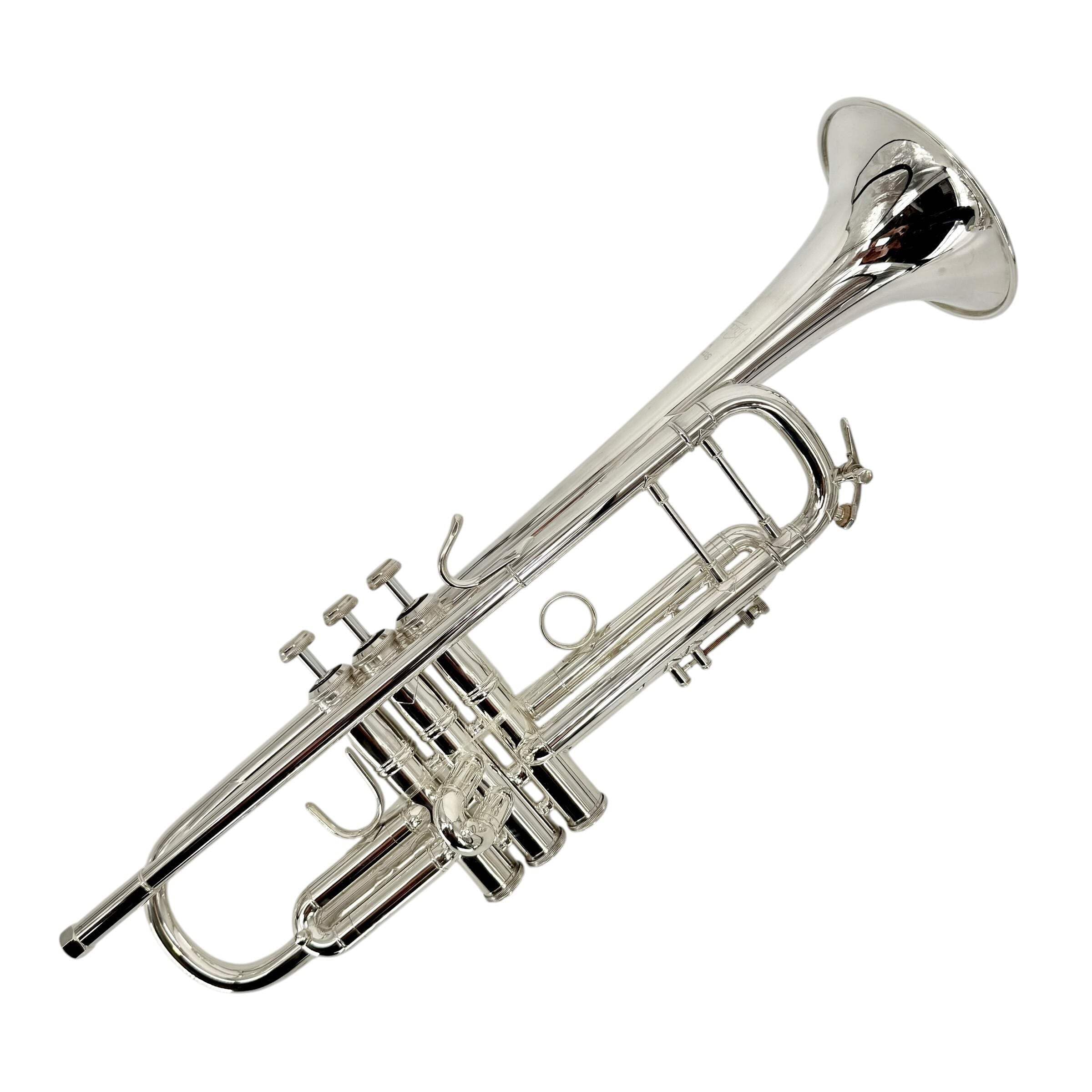 Amazon.co.jp: Bach 180S37 Stradivarius Series Bb Trumpet - Silver
